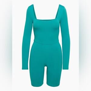 Aritzia Babaton Contour Square-neck long-sleeve romper